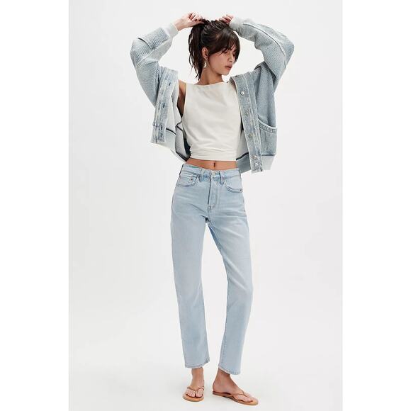Levi’s 501 Jeans in a light wash Size 33 - Picture 1 of 9
